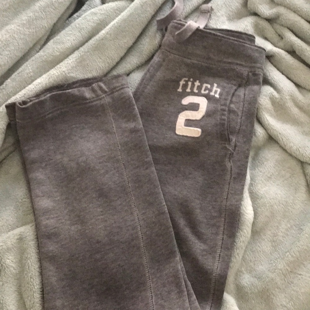 Men’s sweatpants gently used